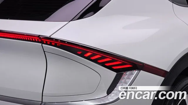 Kia EV6 — Фото автомобиля 8