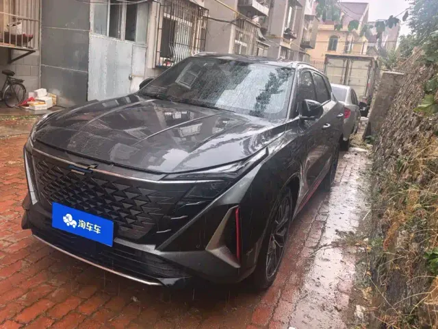 Фотография автомобиля — Changan Z6