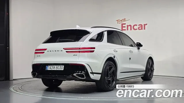 Genesis GV70 3.5T Бензин AWD — Фото автомобиля 2