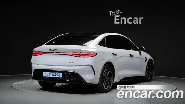 BYD Seal — Фото автомобиля 2