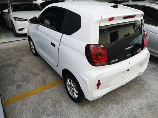 Roewe Clever — Фото автомобиля 4