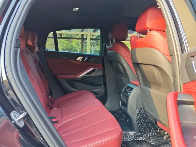 BMW X6 — Фото автомобиля 8