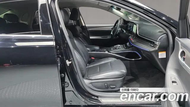 Hyundai Grandeur Grandeur (New) Hybrid — Фото автомобиля 11