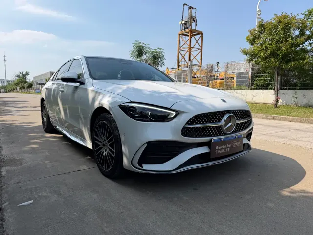 Mercedes-Benz C-Class — Фото автомобиля 2