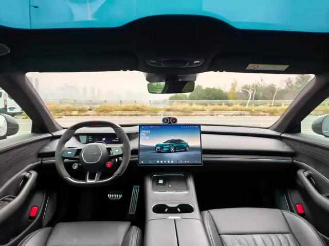 Xiaomi SU7 — Фото автомобиля 5