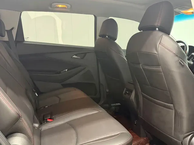 Chevrolet Orlando — Фото автомобиля 10