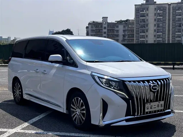 GAC Trumpchi M8 — Фото автомобиля 4