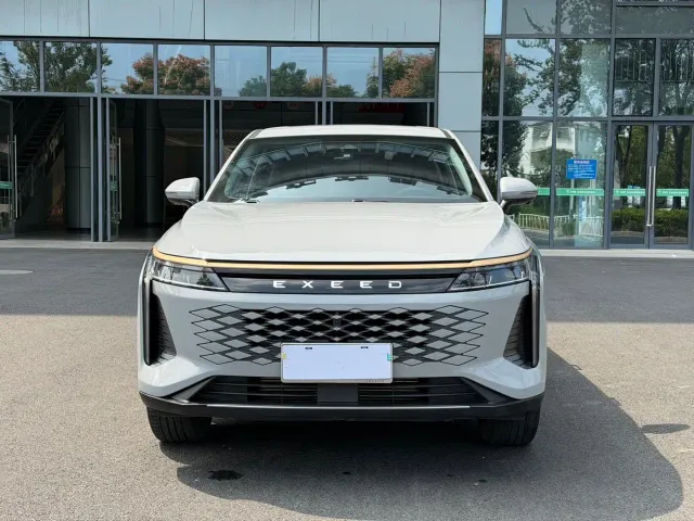 Exeed RX — Фото автомобиля 2