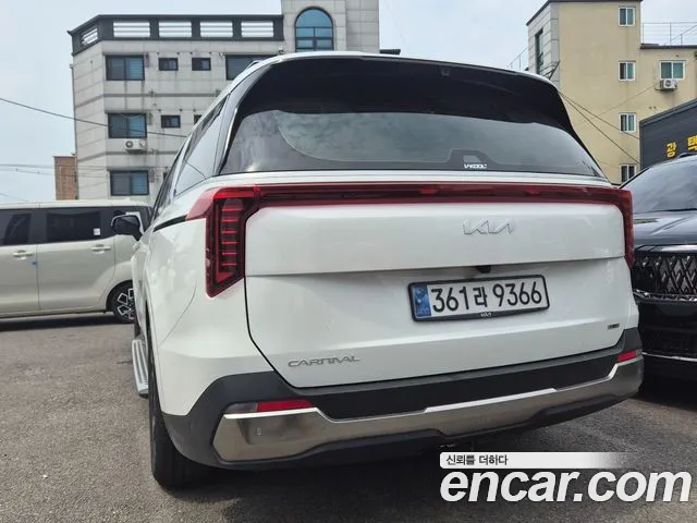 Kia Canival Новый Carnival 4 поколение HEV 9 мест Signature — Фото автомобиля 3