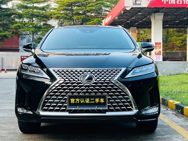 Lexus RX — Фото автомобиля 2