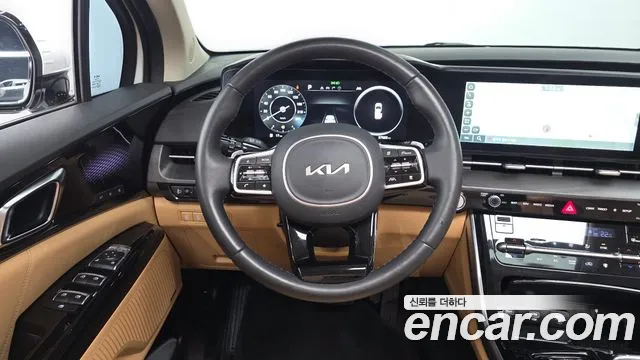 Kia Carnival Generation 4 — Фото автомобиля 12
