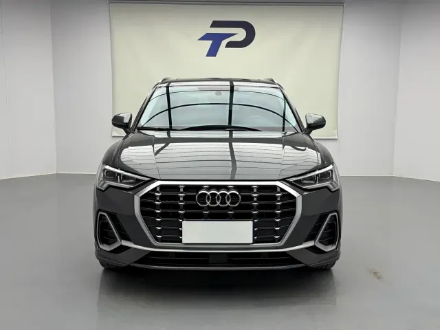 Audi Q3 — Фото автомобиля 2