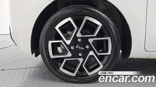 Kia RAY Новый Kia Ray Signature — Фото автомобиля 5