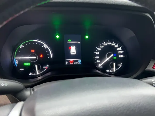 Toyota Sienna — Фото автомобиля 11