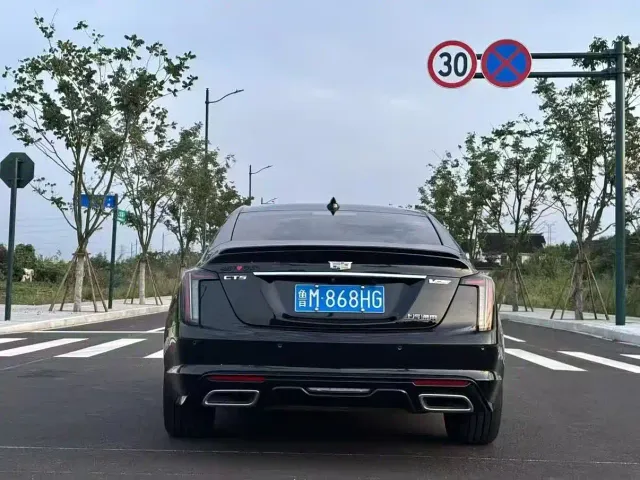 Cadillac CT5 — Фото автомобиля 8