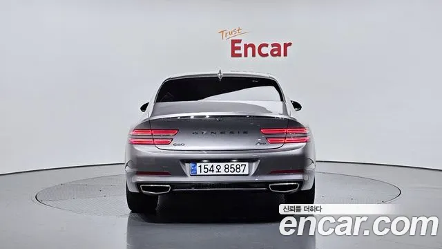 Genesis G80 Бензин 2.5 турбо AWD — Фото автомобиля 4