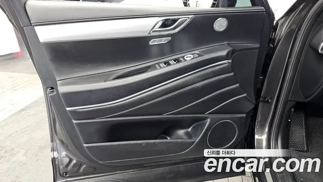 Genesis GV80 2.5T Бензин AWD — Фото автомобиля 20