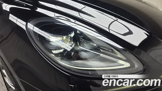 Porsche Macan — Фото автомобиля 7