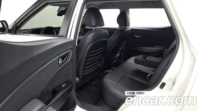 KG_Mobility_Ssangyong TIBOLI Very New Tivoli Бензин 1.5 2WD — Фото автомобиля 12