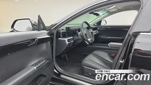 Hyundai Grandeur GN7 — Фото автомобиля 10