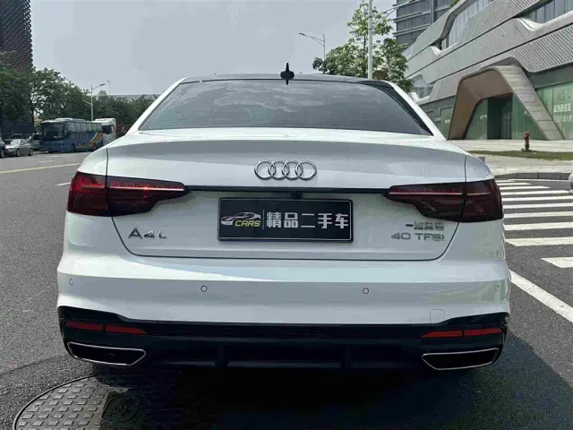Audi A4L — Фото автомобиля 8