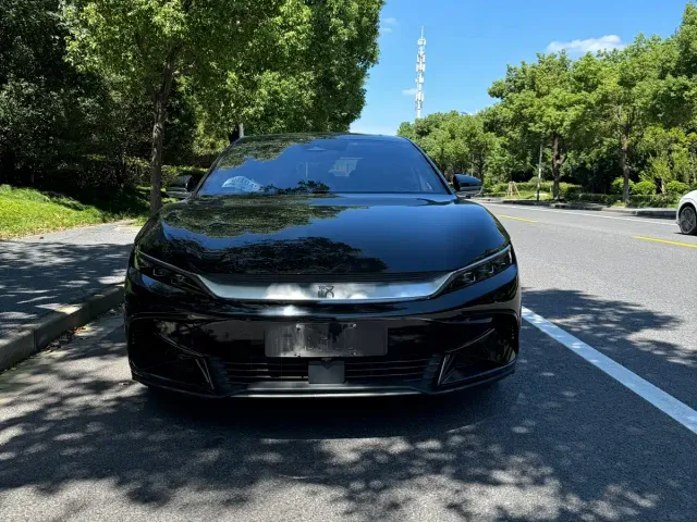 BYD Han 2022 EV Genesis Edition 715KM FWD Premium — Фото автомобиля 2