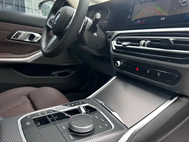 BMW 3 Series — Фото автомобиля 18