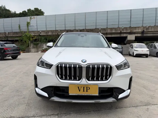 BMW X1 — Фото автомобиля 2