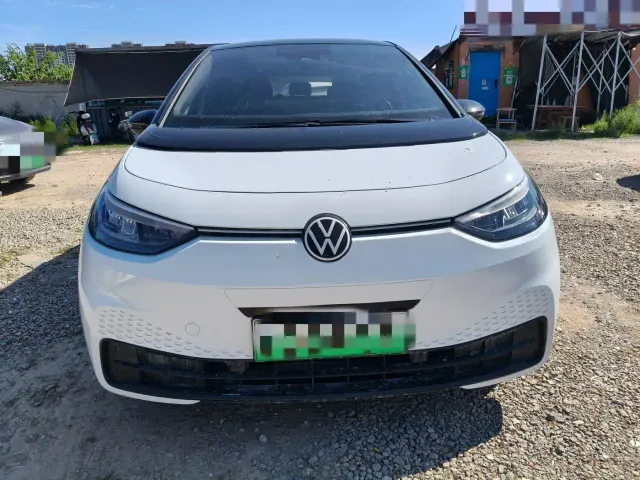 Volkswagen ID.3 — Фото автомобиля 2