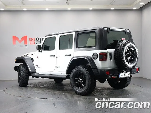 Jeep Wrangler — Фото автомобиля 4