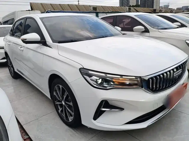 Geely Emgrand — Фото автомобиля 3