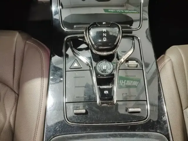 BYD Han — Фото автомобиля 13