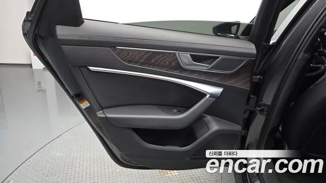 Audi A6 45 TFSI quattro Premium — Фото автомобиля 21