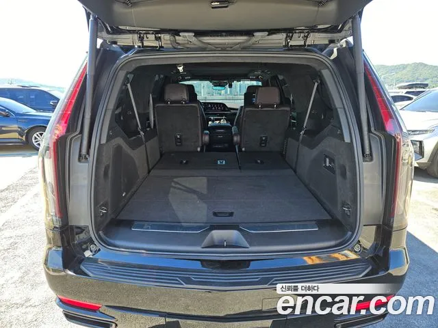 Cadillac Escalade Generation 5 — Фото автомобиля 5