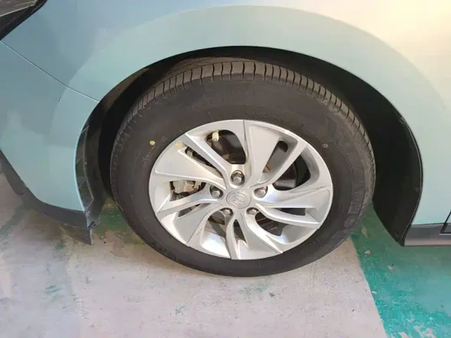 Buick Velite 6 — Фото автомобиля 22