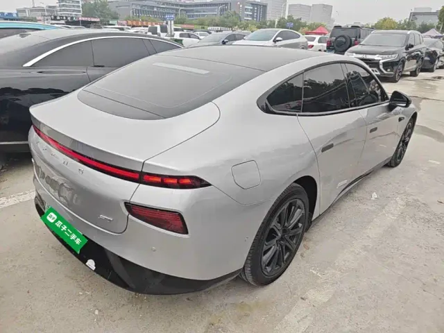 Xpeng P7 — Фото автомобиля 6