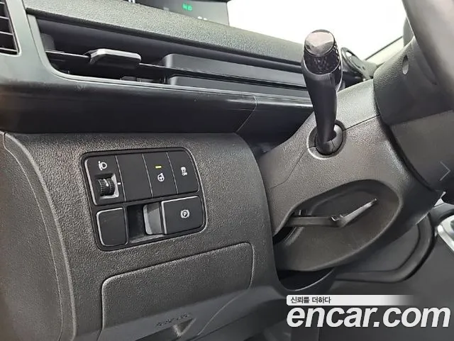 Hyundai Staria — Фото автомобиля 17