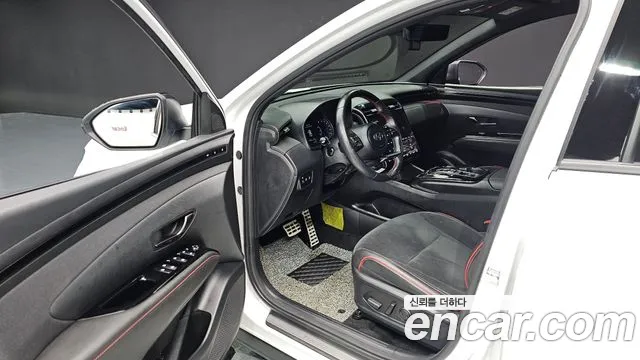 Hyundai Tucson Tucson (NX4) Бензин 1.6 турбо 2WD — Фото автомобиля 11