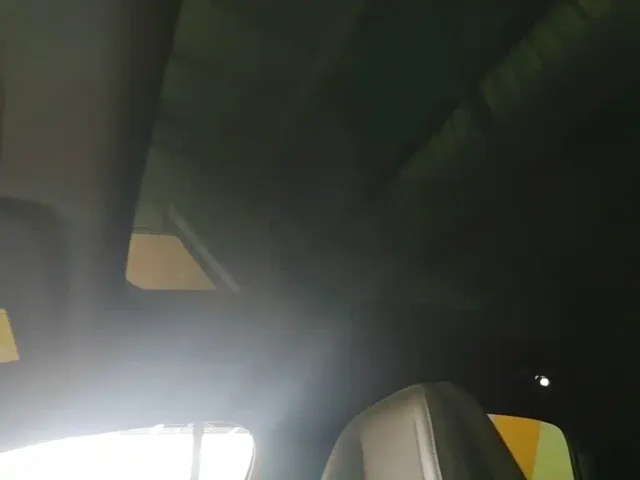 Lynk & Co Z20 — Фото автомобиля 17