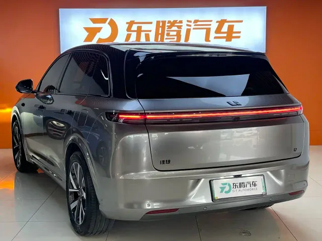 Li Auto L7 — Фото автомобиля 7