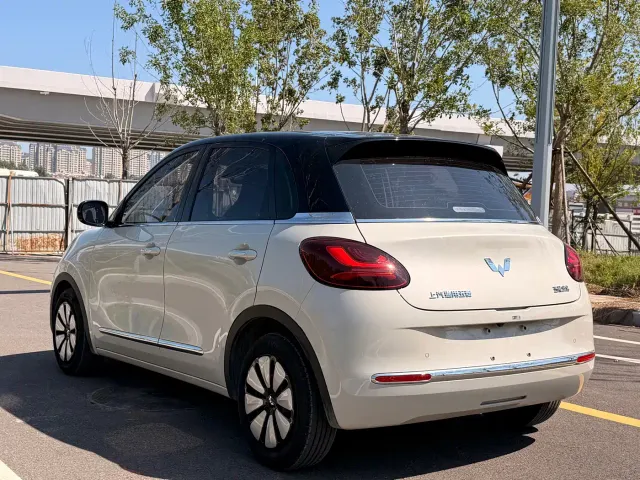 Wuling Bingo — Фото автомобиля 4