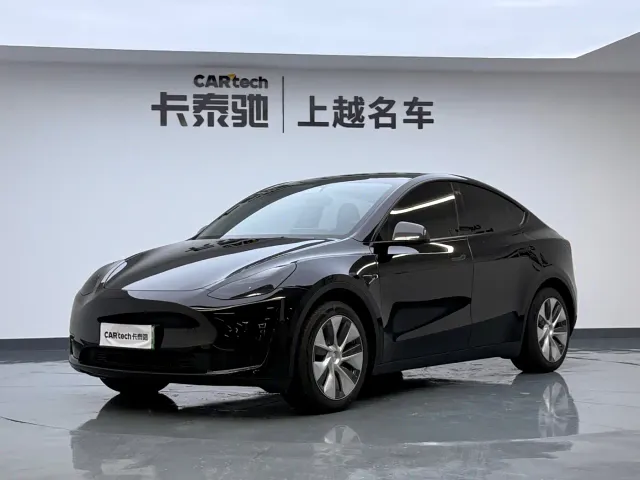 Фотография автомобиля — Tesla Model Y