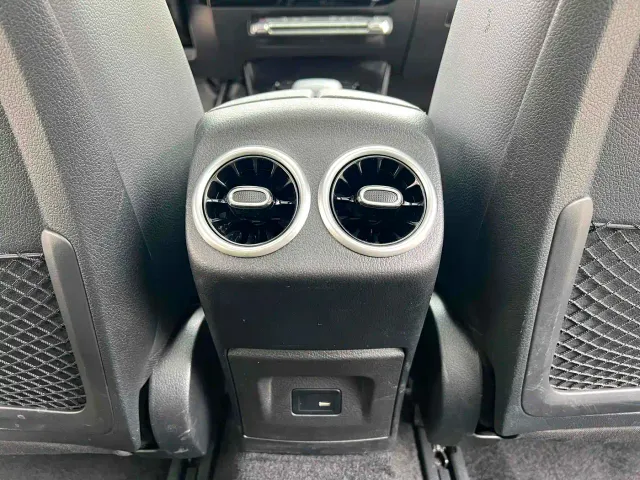 Mercedes-Benz A-Class — Фото автомобиля 17