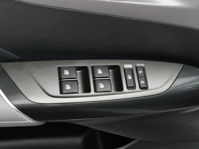 Changan Eado — Фото автомобиля 9