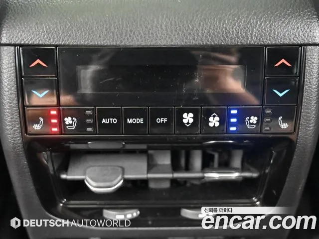 Jeep Cherokee — Фото автомобиля 16