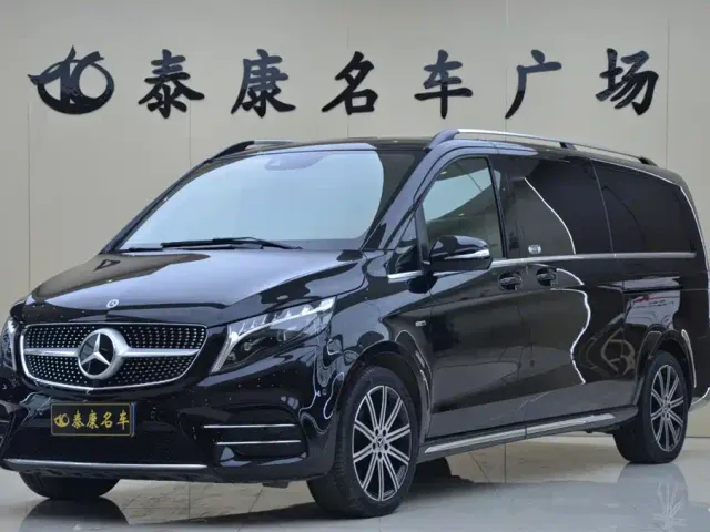 Фотография автомобиля — Mercedes-Benz V-Class