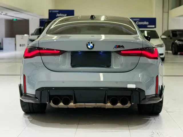 BMW M4 — Фото автомобиля 6