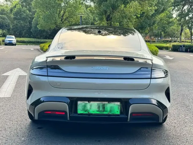 Xiaomi SU7 — Фото автомобиля 3