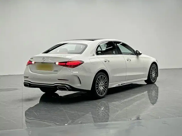 Mercedes-Benz C-Class — Фото автомобиля 11