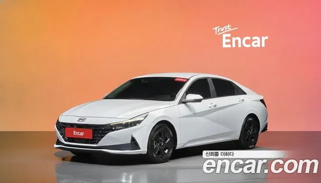 Фотография автомобиля — Hyundai Avante CN7